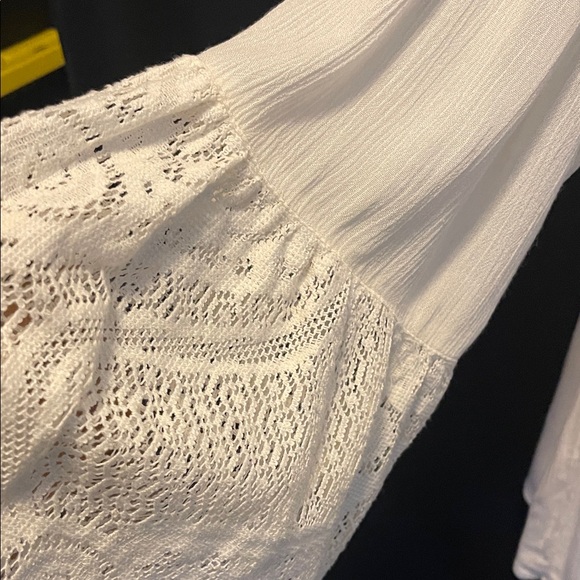 Soft Surroundings Light Cream Lace Women's Top - Picture 8 of 9